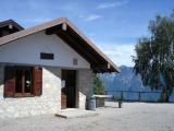 Schutzh�tte auf dem Cima Piemp in Tignale am Gardasee