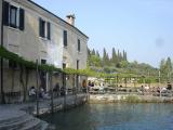 Hafen der Punta San Vigilio am Gardasee